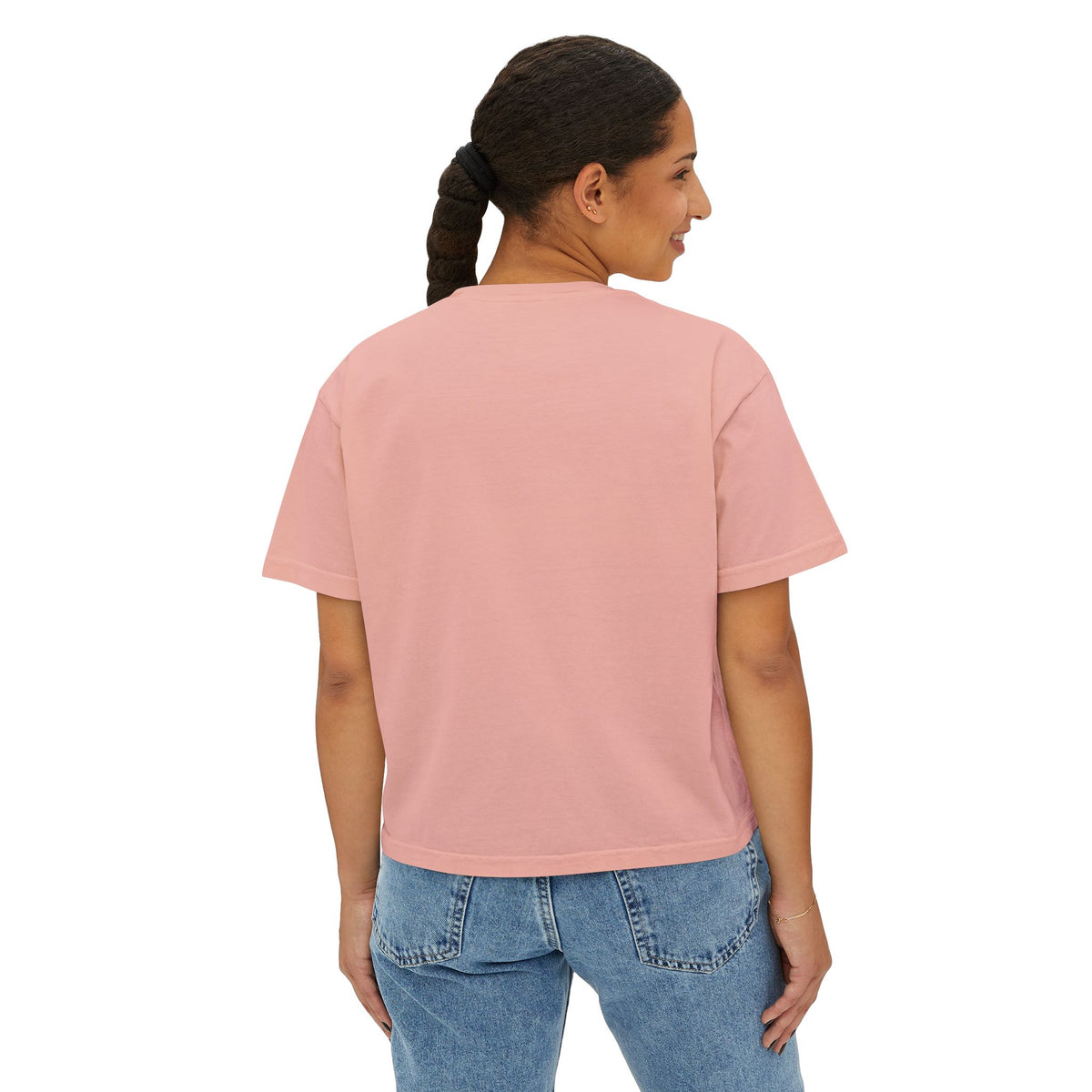 Women's Boxy Tee with Minimalist “Amour Toujours” Script