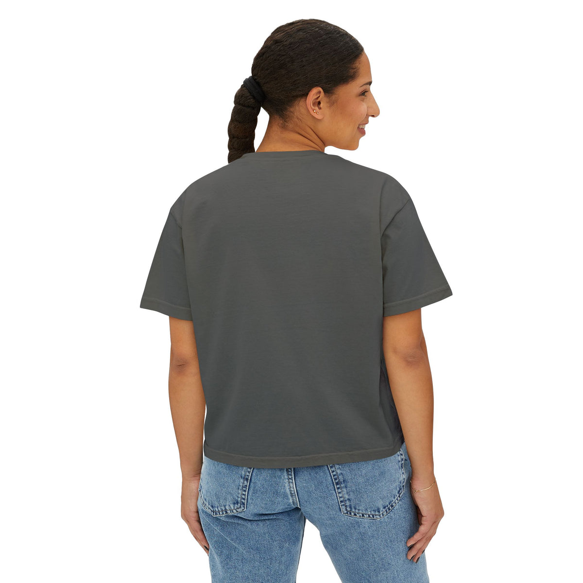 Women's Boxy Tee with Minimalist “Amour Toujours” Script