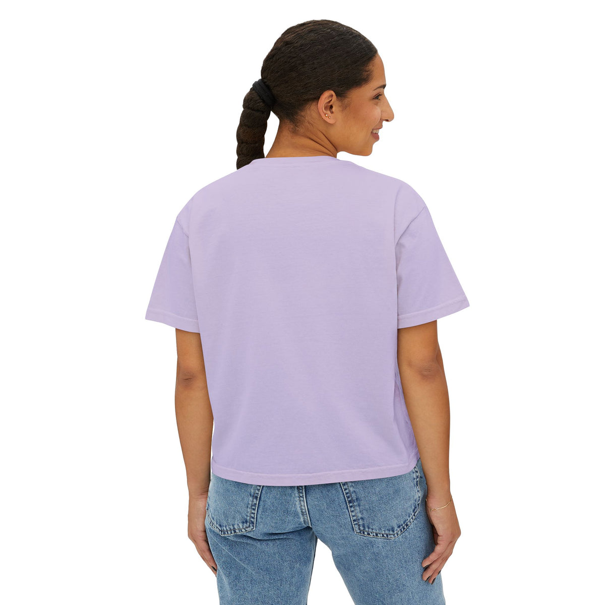 Women's Boxy Tee with Minimalist “Amour Toujours” Script