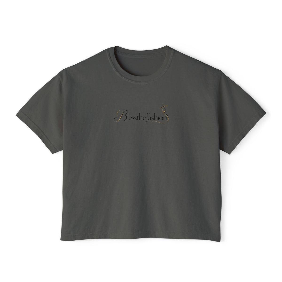 Women's Boxy Tee with Minimalist “Amour Toujours” Script